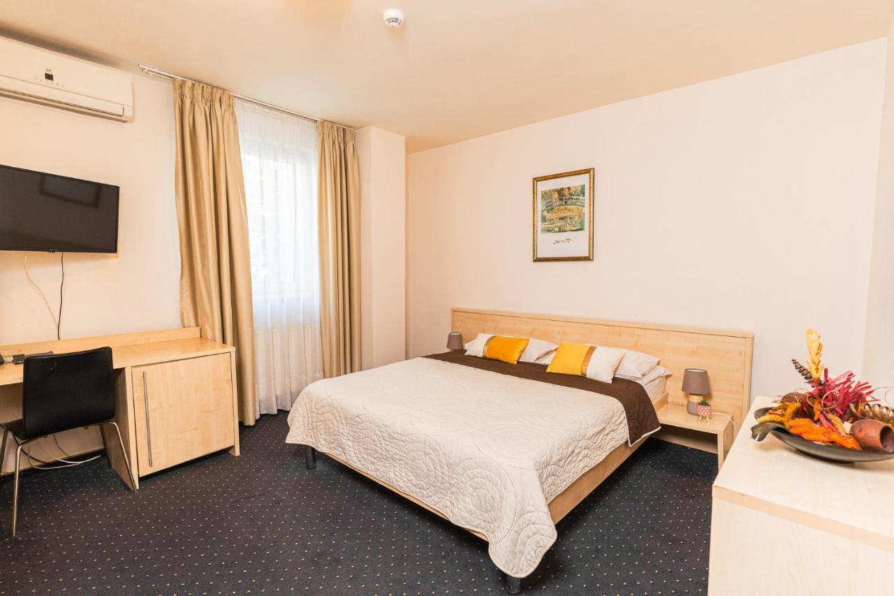 Hotel Pacific Temeşvar Dış mekan fotoğraf